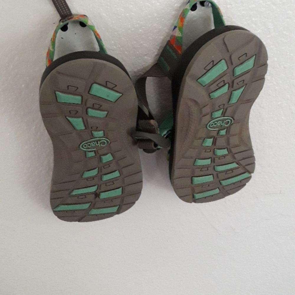 Shoe - Picture 4 of 4